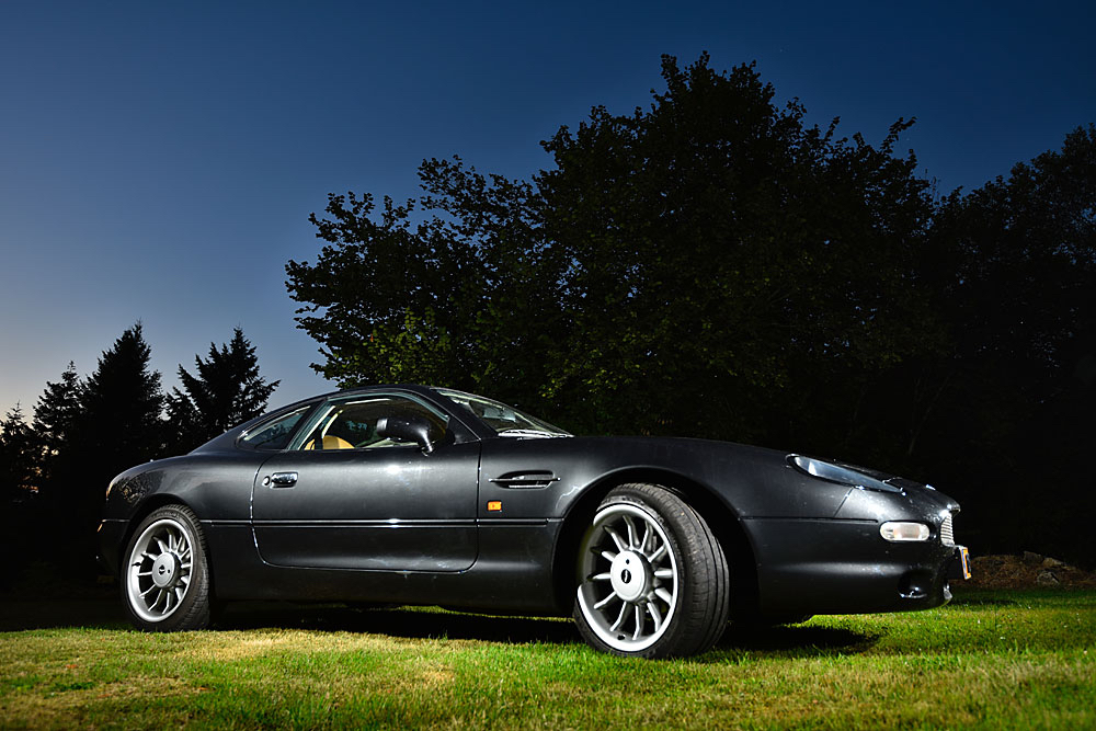 Jan-aston-martin.jpg