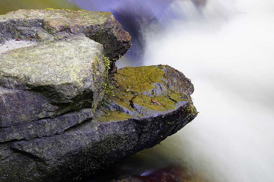 Carla-water-en-steen.jpg