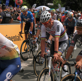 Yoram tourstart.jpg