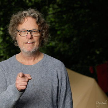 Sylvie jullie moeten luisteren.jpg